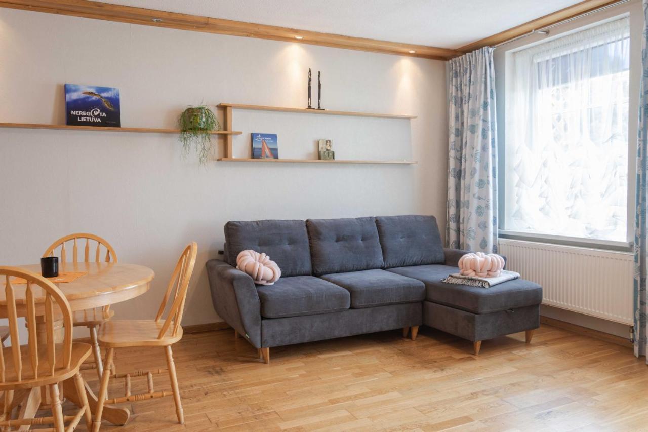 Cozy One Room Apartment With Yard Juodkrantė エクステリア 写真